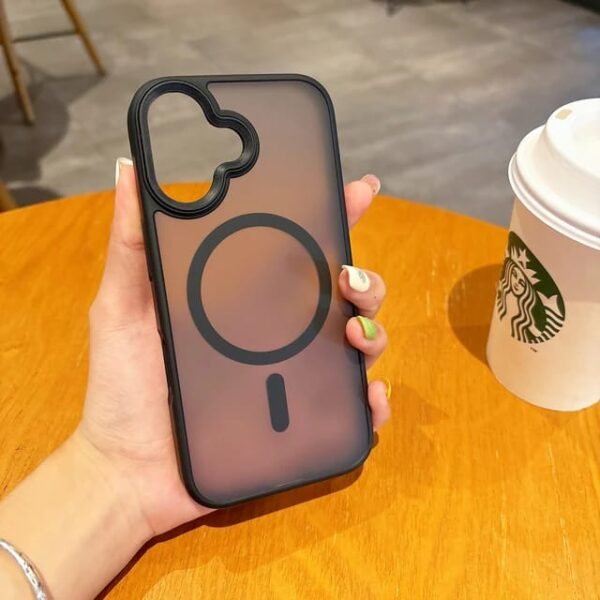 ⁦Blackout case for iPhone⁩ - الصورة ⁦6⁩