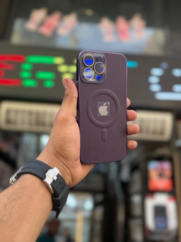 ⁦Glamour Leather Case for iPhone⁩ - الصورة ⁦9⁩