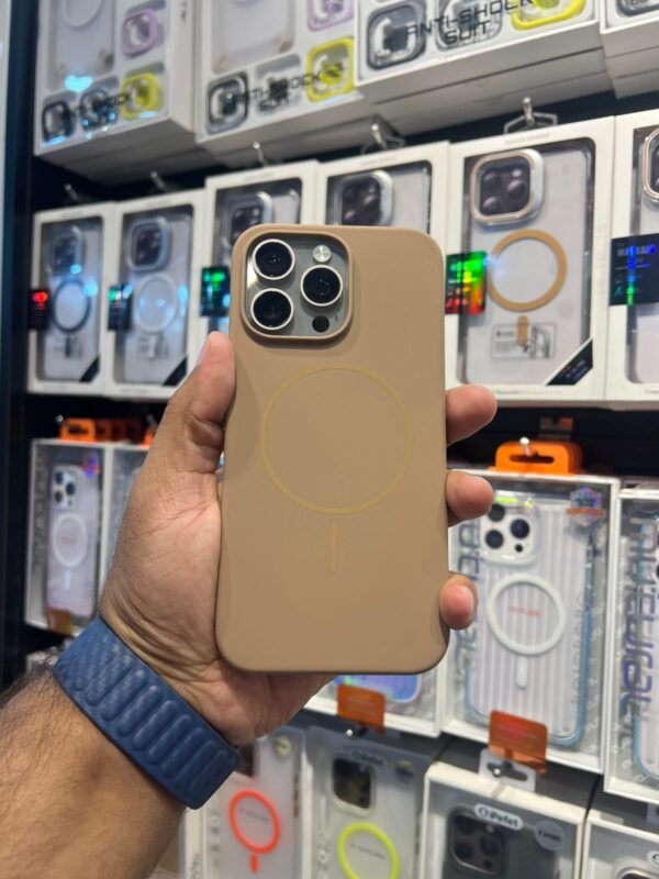 ⁦Beats Case for iphone⁩ - الصورة ⁦23⁩