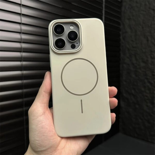 ⁦Beats Case for iphone⁩ - الصورة ⁦8⁩