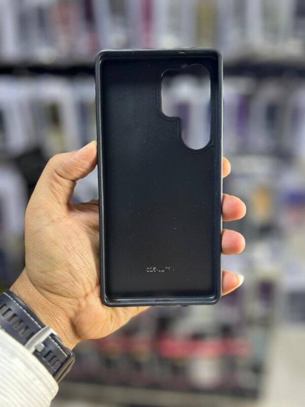⁦carbon magsafe cover for samsung⁩ - الصورة ⁦2⁩