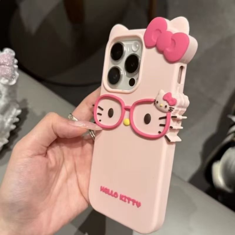 Hello kitty cover for iphone - الصورة 3