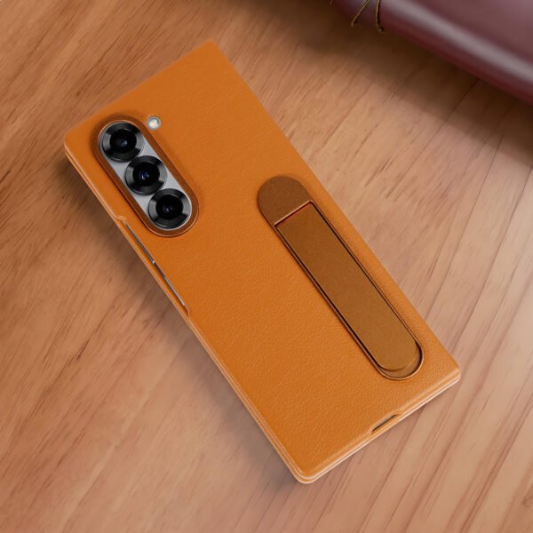 LUxury Hard PC With Stand ShockProof Cover For Z Fold